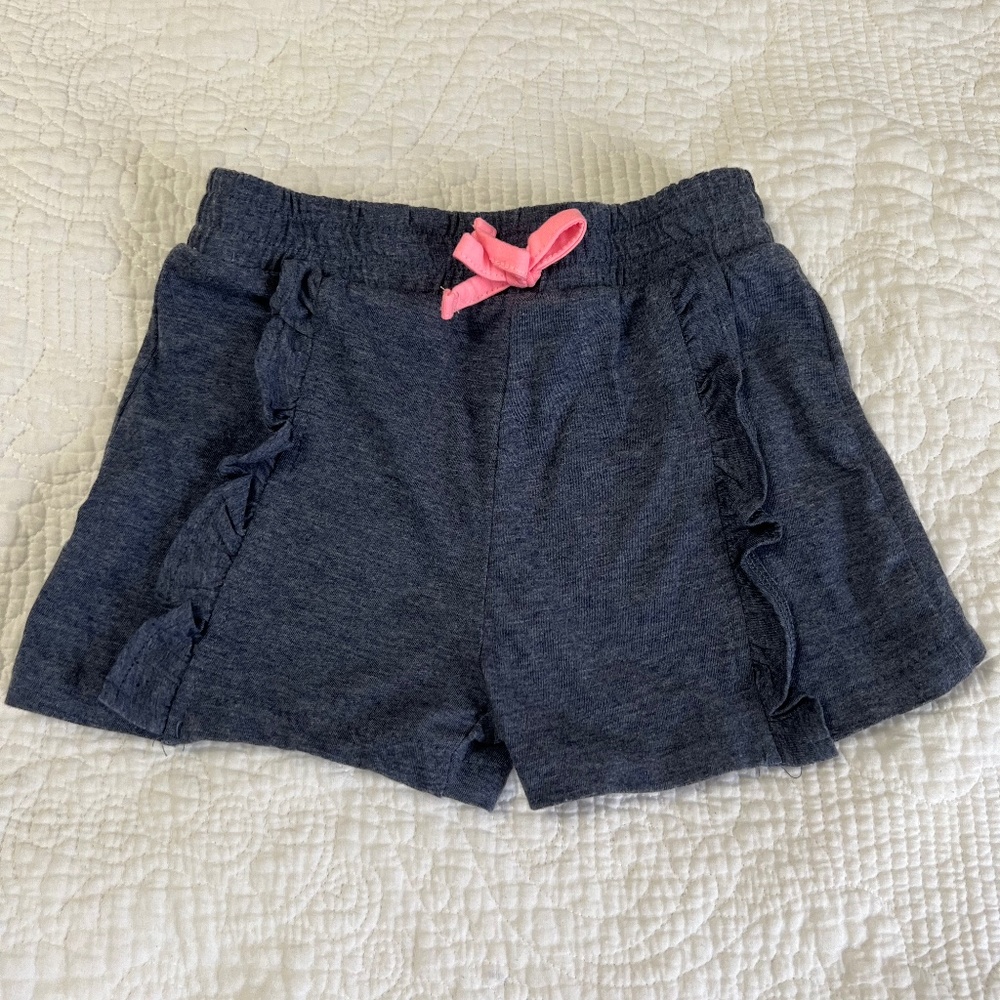 USED Girls size 5 shorts